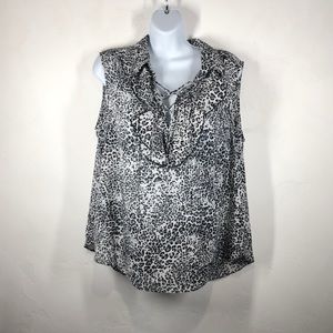 Jones New York animal print blouse size large